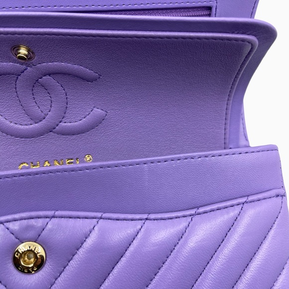 CHANEL Lambskin Chevron Quilted Small Double Flap Purple GHW - Picture 4 of 16